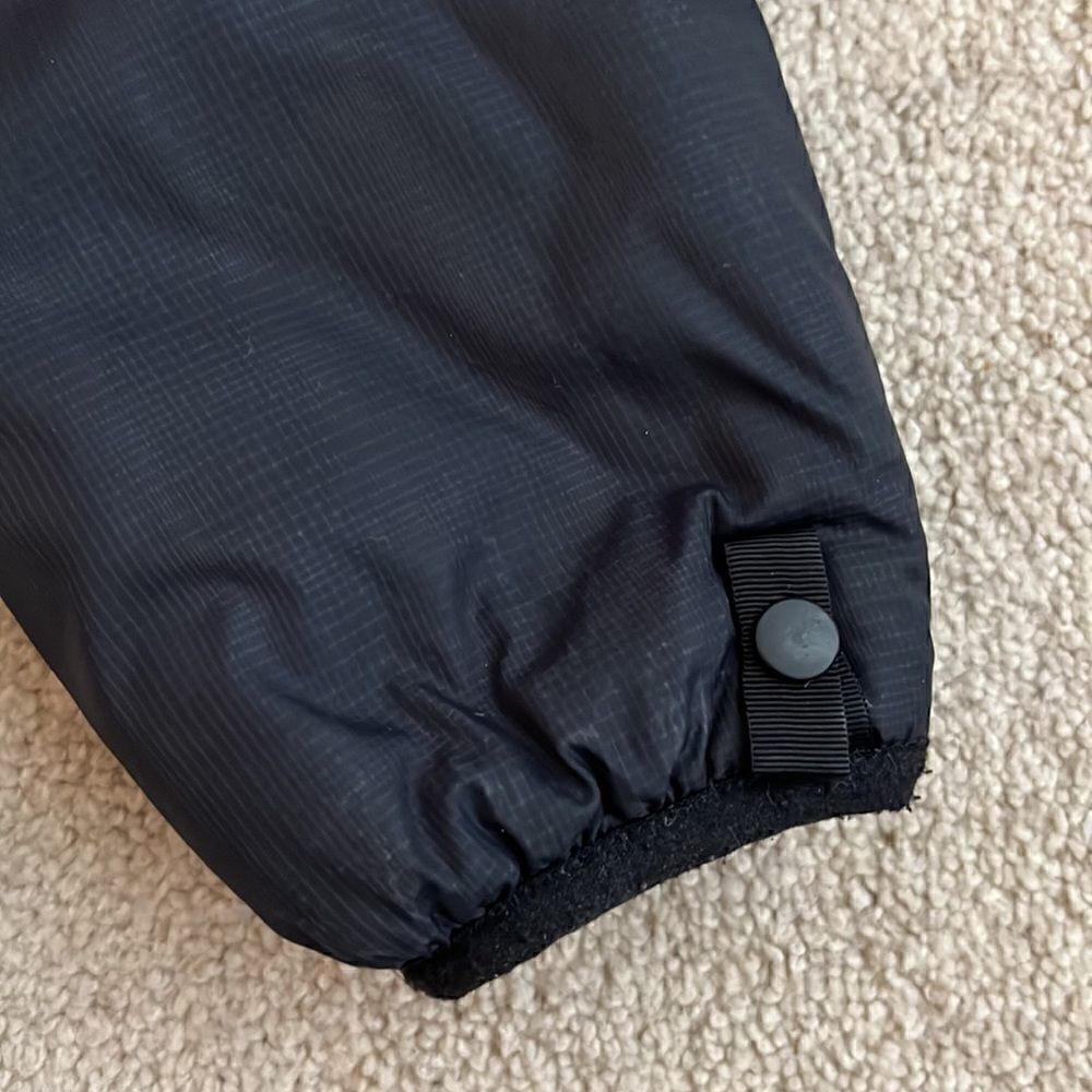 The North Face Black Puffer XS - Picture 3 of 6